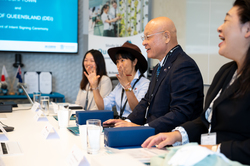 協定締結会議様子